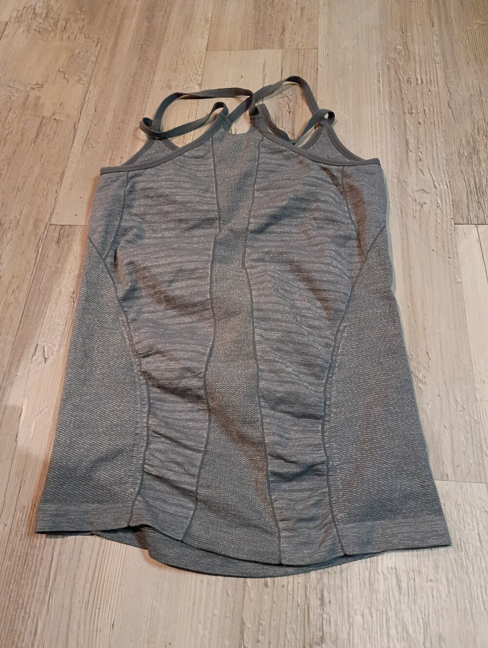 Workout Top - Picture 4 of 5